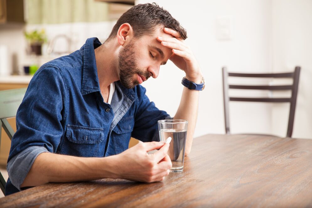 Entzündungshemmende und nicht steroidale Medikamente zur Behandlung von Prostatitis bei einem Mann