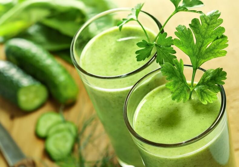 Gurkensaft mit Petersilie gegen Prostatitis